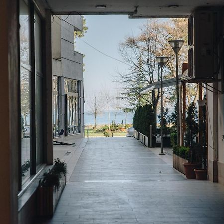 Sun&Moon Ohridlake Apartments Pogradec Exterior foto